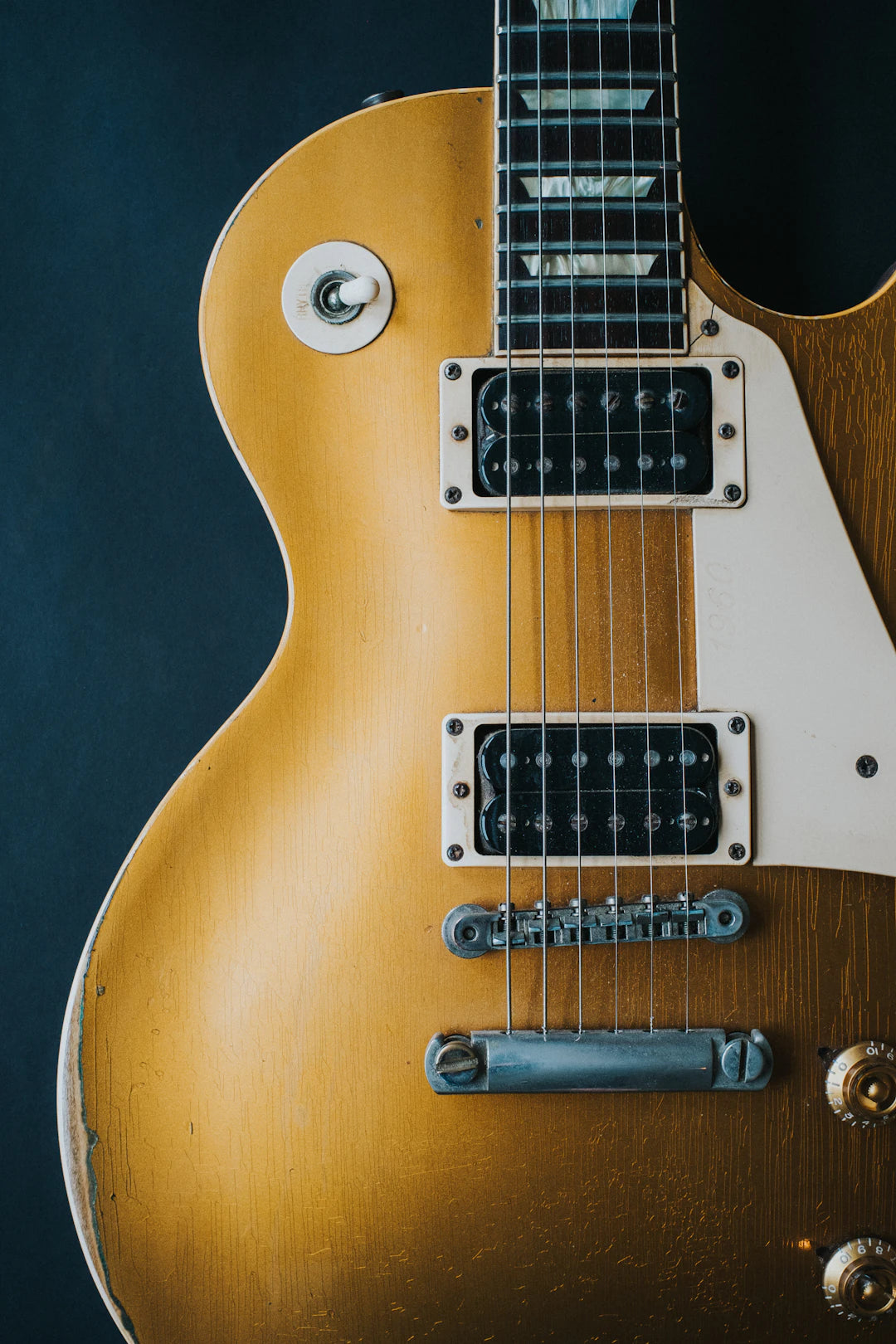 Understanding Custom Guitar Pricing In The USA