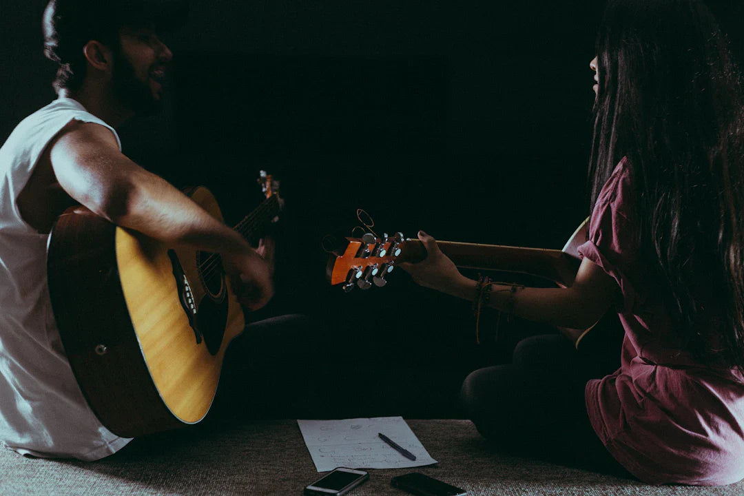 Transforming Sound: The Impact of Collaborations in Custom Guitars - Mythic Guitar Company