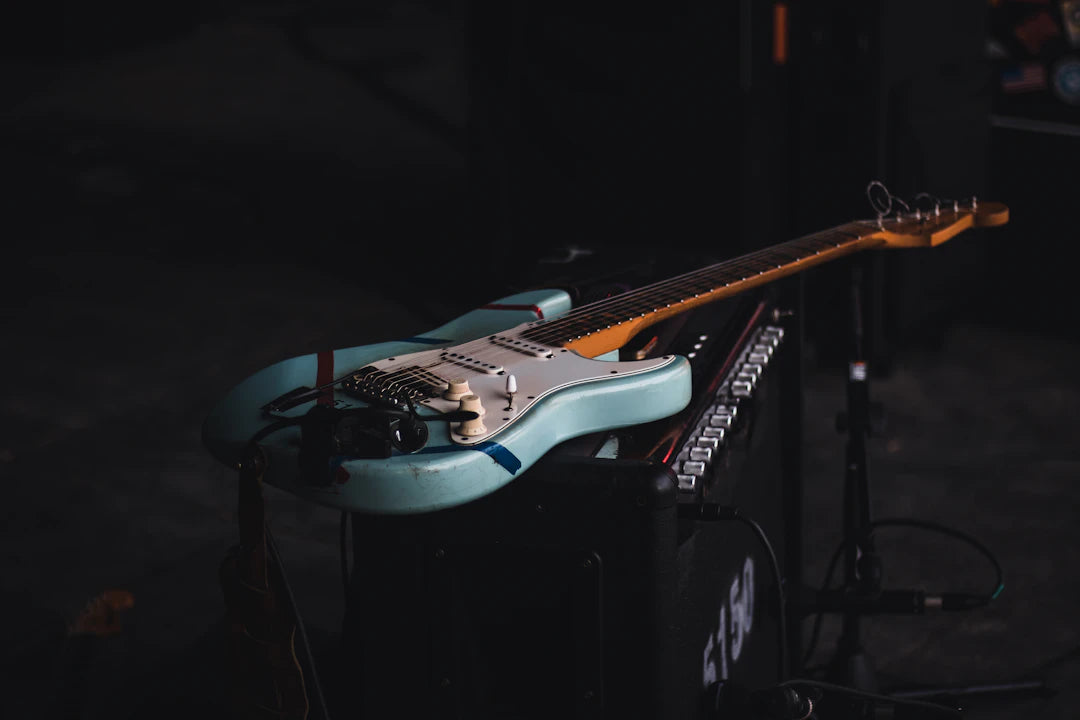 Connecting Musicians with Boutique Guitar Builders