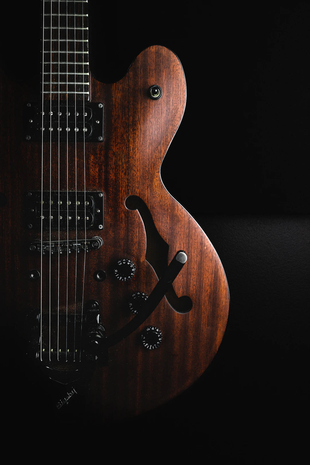 Exceptional Electric Guitars Crafted for Performance