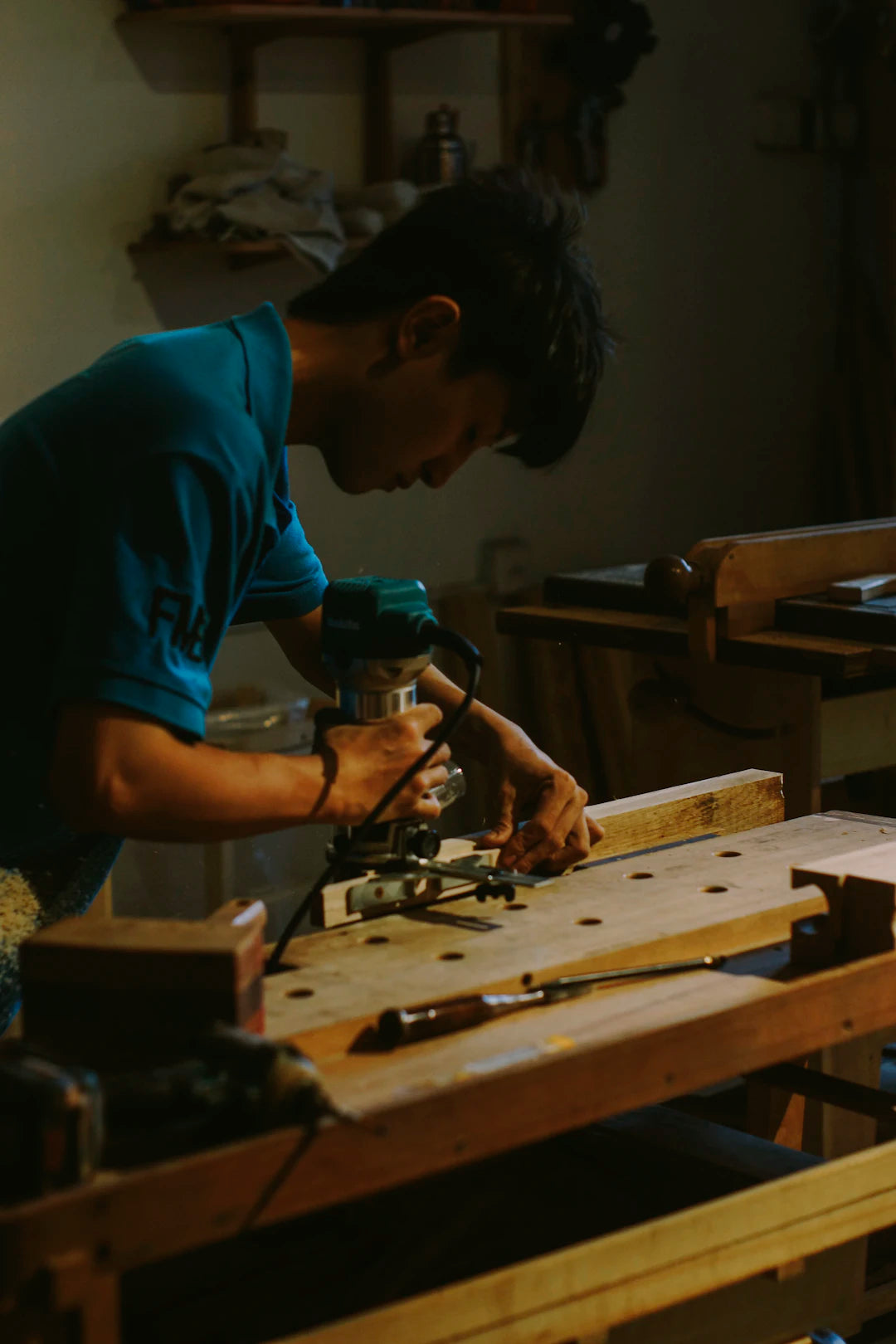 The Business of Music Guitar Builders in a Competitive Market