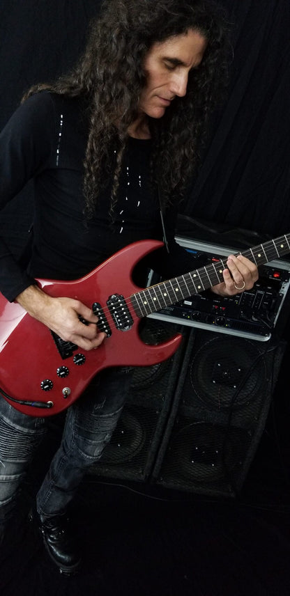 The P2-Maelstrom: An Exquisite Electric Guitar